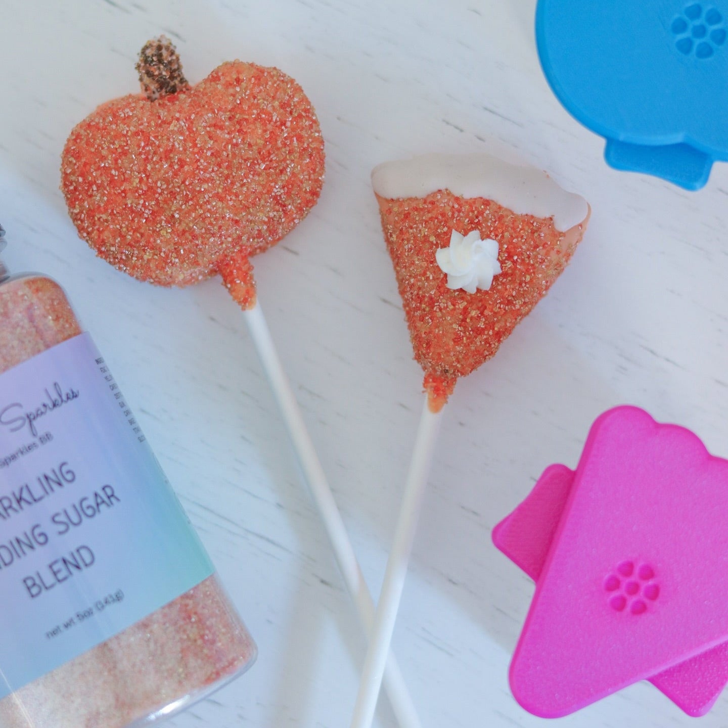Daisy Makes Sparkling Sanding Sugar